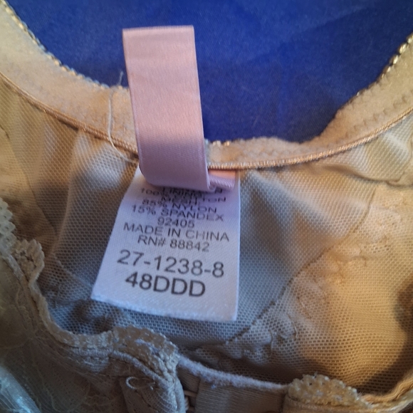 👙Comfortview Cream Floral Lace Bra - Picture 4 of 10